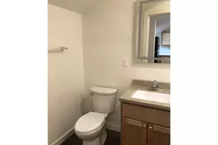 345 S 38th St, Springfield, OR 97478 - Photo 8