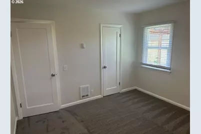 11 Ashland St, Kalama, WA 98625 - Photo 16