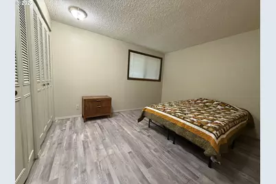 8 NW Mountain View Dr, Roseburg, OR 97471 - Photo 20