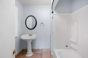 6000 SE 128th Ave, Portland, OR 97236 - Photo 16