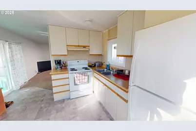 15765 S Highway 101 #4, Brookings, OR 97415 - Photo 6