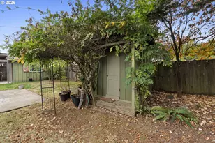 12904 NE Wasco St, Portland, OR 97230 - Photo 34
