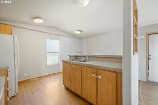 1437 SW 37th St, Pendleton, OR 97801 - Photo 12