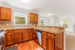 30424 SW Ruth St, Wilsonville, OR 97070 - Photo 16