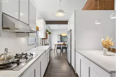 2726 NE 137th Ave, Portland, OR 97230 - Photo 12