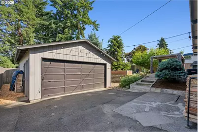 2726 NE 137th Ave, Portland, OR 97230 - Photo 34