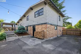 2726 NE 137th Ave, Portland, OR 97230 - Photo 28