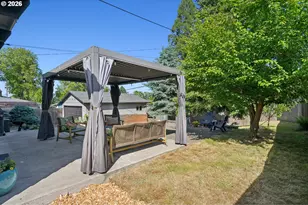 2726 NE 137th Ave, Portland, OR 97230 - Photo 30