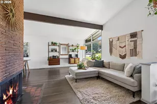 2726 NE 137th Ave, Portland, OR 97230 - Photo 8