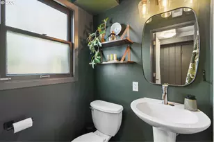 2726 NE 137th Ave, Portland, OR 97230 - Photo 26