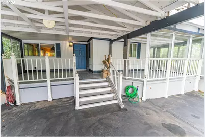 1600 Rhododendron Dr #207, Florence, OR 97439 - Photo 4