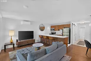 100 Kerr Pkwy, Lake Oswego, OR 97035 - Photo 4