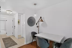100 Kerr Pkwy, Lake Oswego, OR 97035 - Photo 10