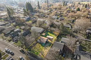 2064 Grant St, Eugene, OR 97405 - Photo 36