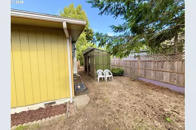 465 N 8th St, Lakeside, OR 97449 - Photo 24