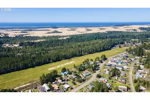 465 N 8th St, Lakeside, OR 97449 - Photo 2