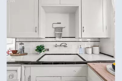 2805 SE Grant St, Portland, OR 97214 - Photo 10