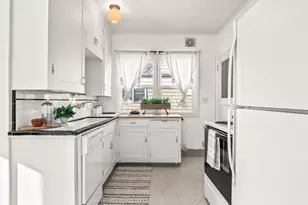 2805 SE Grant St, Portland, OR 97214 - Photo 8