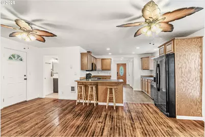 230 Haussler Rd, Kelso, WA 98626 - Photo 8