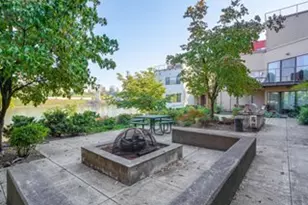 910 NW Naito Pkwy, Portland, OR 97209 - Photo 24
