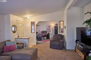 1699 N Terry St, Eugene, OR 97402 - Photo 10