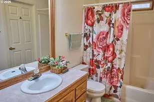 1699 N Terry St, Eugene, OR 97402 - Photo 18