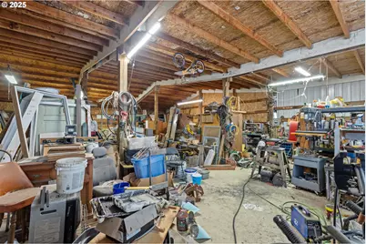 1907 W Duke Rd, Sutherlin, OR 97479 - Photo 38