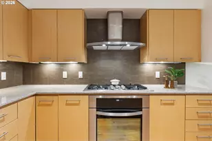 1310 NW Naito Parkway, Portland, OR 97209 - Photo 14