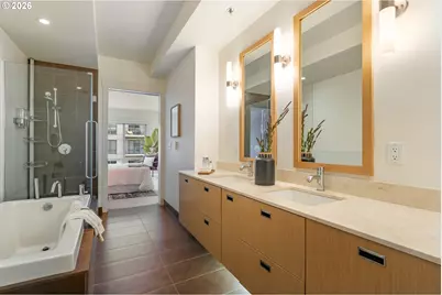 1310 NW Naito Pkwy #706A, Portland, OR 97209 - Photo 22