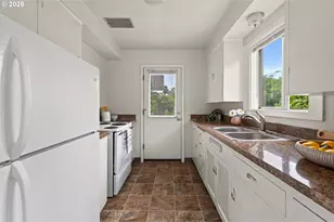 1250 SE 46th Ave, Portland, OR 97215 - Photo 14