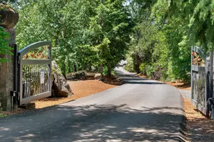 23781 NW Grossen Dr, Hillsboro, OR 97124 - Photo 44