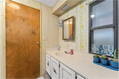 400 Holmstead Rd, Williams, OR 97544 - Photo 16