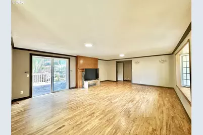 20125 SE Foster Rd, Damascus, OR 97089 - Photo 2