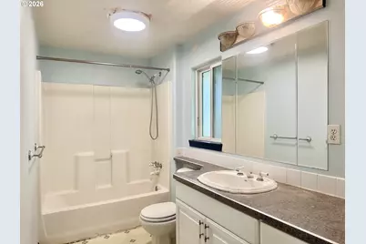 20125 SE Foster Rd, Damascus, OR 97089 - Photo 12