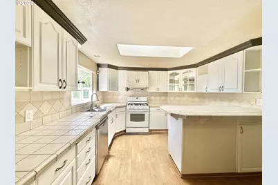 20125 SE Foster Rd, Damascus, OR 97089 - Photo 6