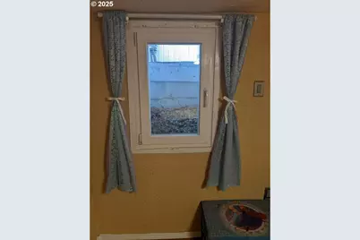 7819 SE Duke St, Portland, OR 97206 - Photo 30