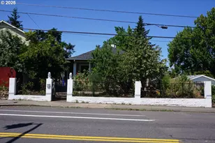 7819 SE Duke St, Portland, OR 97206 - Photo 2