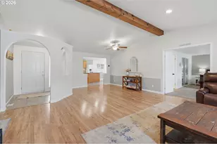 1000 S McKern Ct, Newberg, OR 97132 - Photo 6