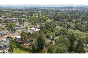 928 SE Davis St, McMinnville, OR 97128 - Photo 22