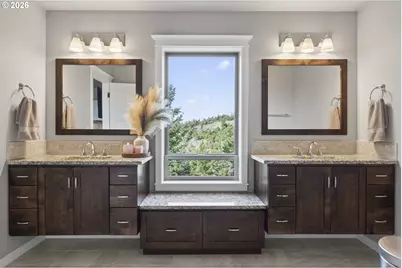 1252 Southridge Way, Roseburg, OR 97470 - Photo 32