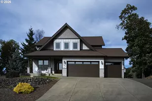 1252 Southridge Wy, Roseburg, OR 97470 - Photo 2