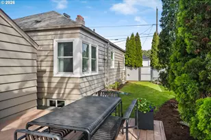 6430 NE Hancock St, Portland, OR 97213 - Photo 46