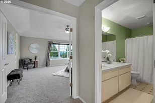 13721 SW Tracy Pl, Tigard, OR 97223 - Photo 32