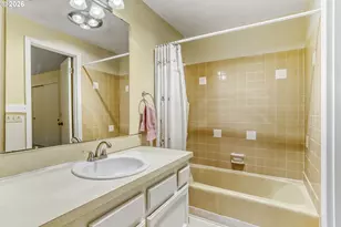 21120 SE Lansing Ln, Damascus, OR 97089 - Photo 10