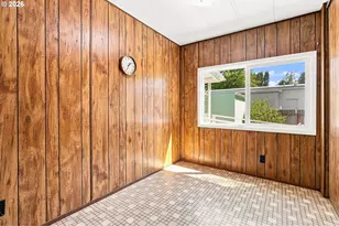 555 N Danebo Ave, Eugene, OR 97402 - Photo 20