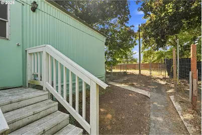 555 N Danebo Ave #7, Eugene, OR 97402 - Photo 24