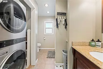 88019 Napier Ln, Bandon, OR 97411 - Photo 16