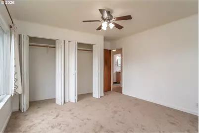 461 W Broccoli St, Roseburg, OR 97471 - Photo 12