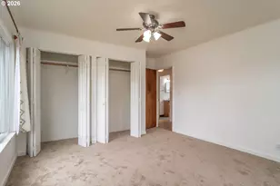 461 W Broccoli St, Roseburg, OR 97471 - Photo 12