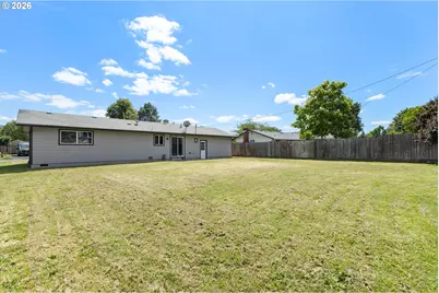 1911 Palos Verdes Dr, Roseburg, OR 97471 - Photo 44